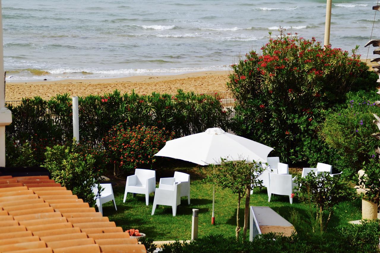 Caposud Residence And Beach Club Ispica Bagian luar foto