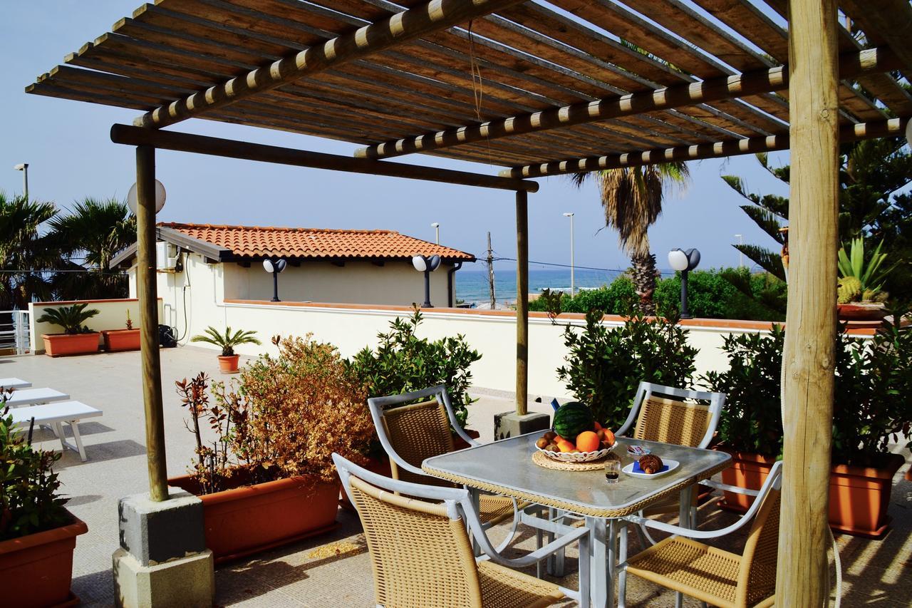 Caposud Residence And Beach Club Ispica Bagian luar foto