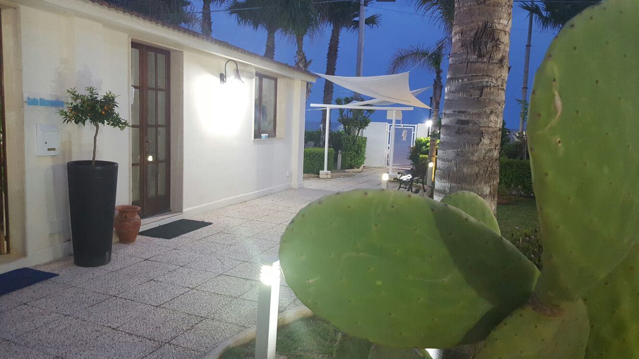 Caposud Residence And Beach Club Ispica Bagian luar foto
